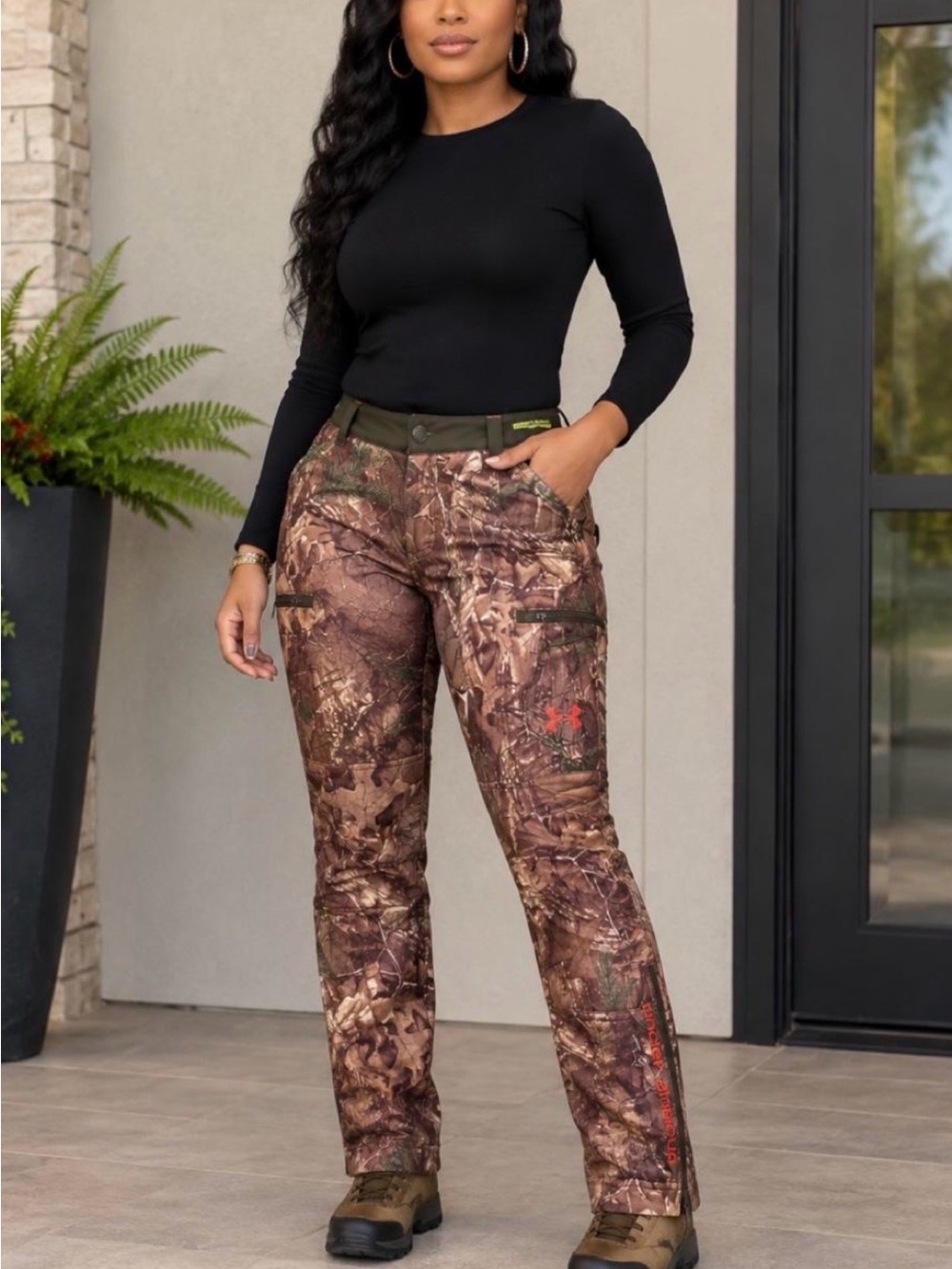 Under Armour Scent Control Realtree Camo Hunting Pants Women’s 8 Regular